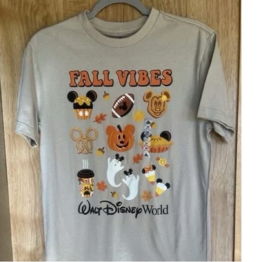Disney Parks 2025 Halloween Mickey Fall Vibes Unisex T-Shirt